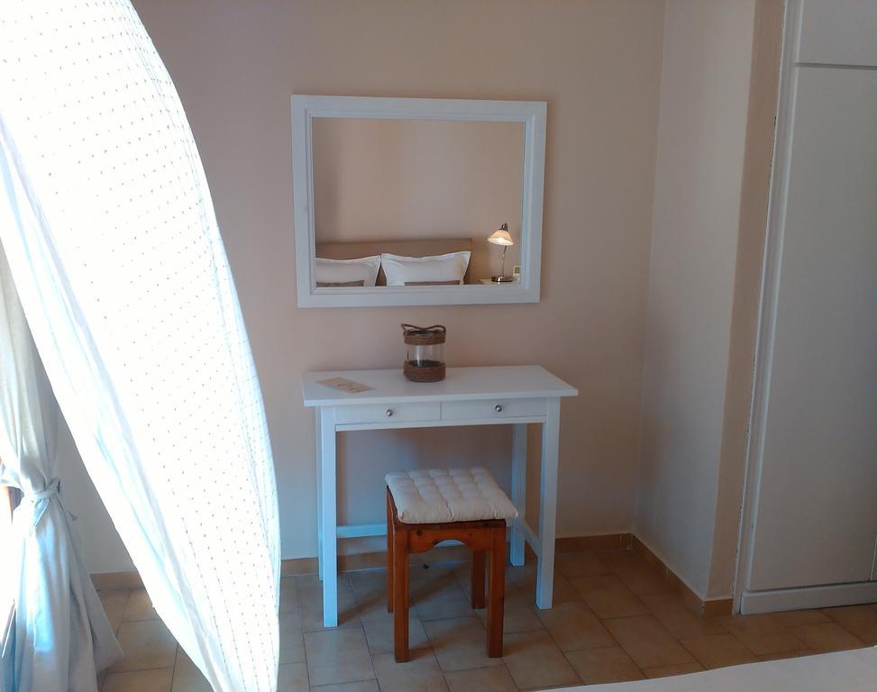 Rossi'S Studios Moraitika Exteriör bild